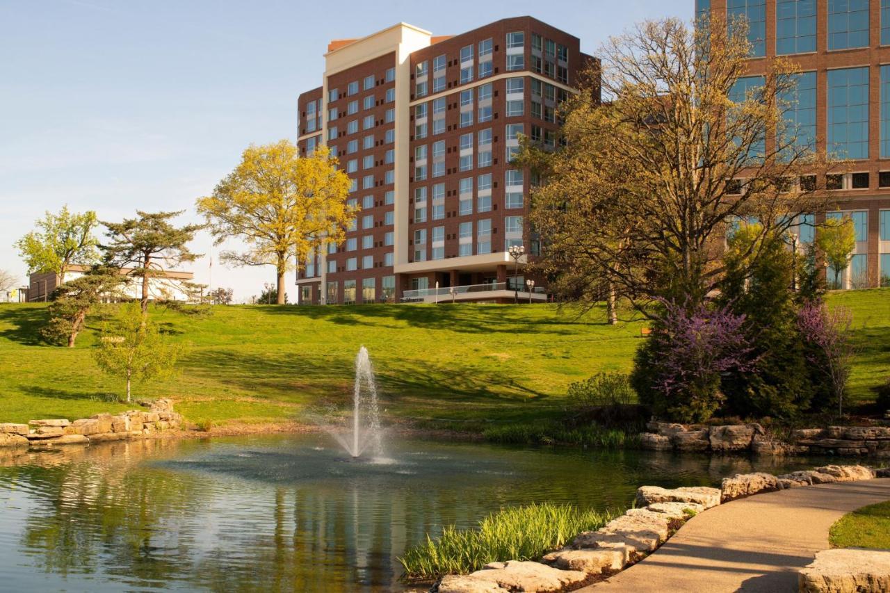 Residence Inn By Marriott St Louis Clayton Exteriör bild