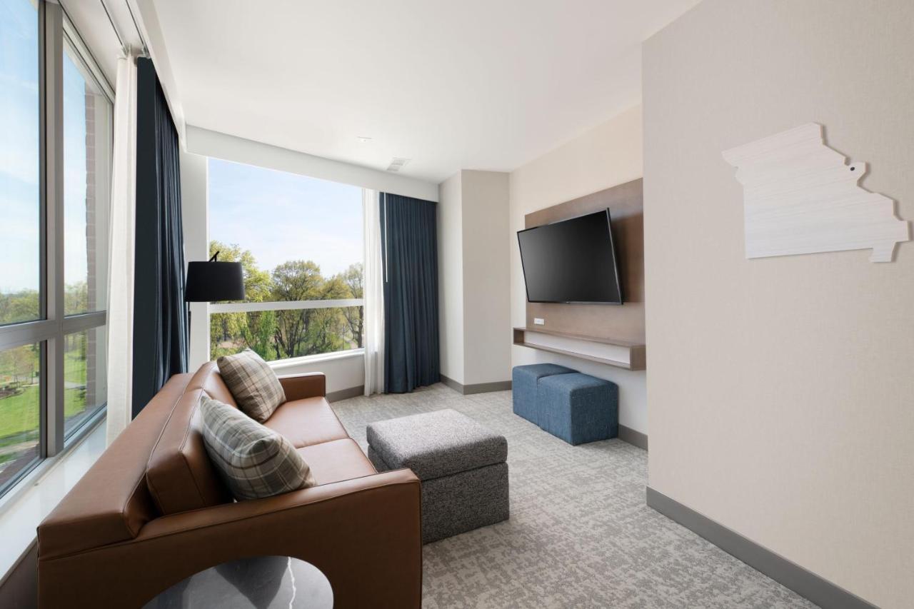 Residence Inn By Marriott St Louis Clayton Exteriör bild