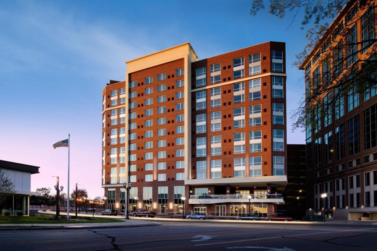 Residence Inn By Marriott St Louis Clayton Exteriör bild